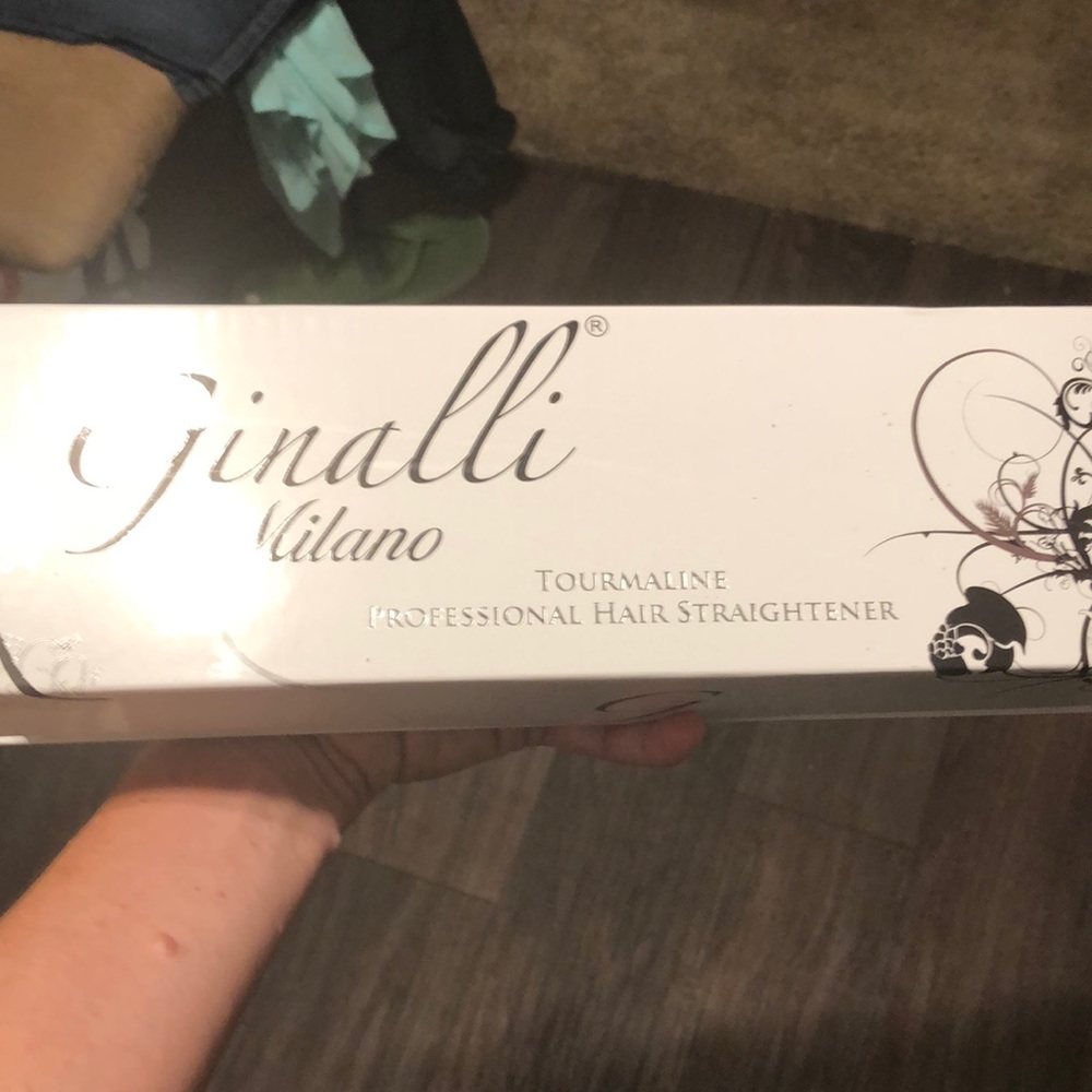 Ginalli Milano Professional hair straightener